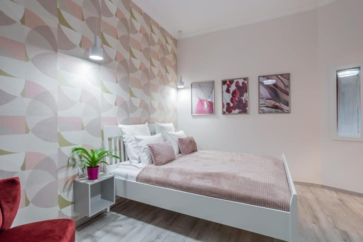 Gorgeous & Super Central Studio Budapest Exteriör bild