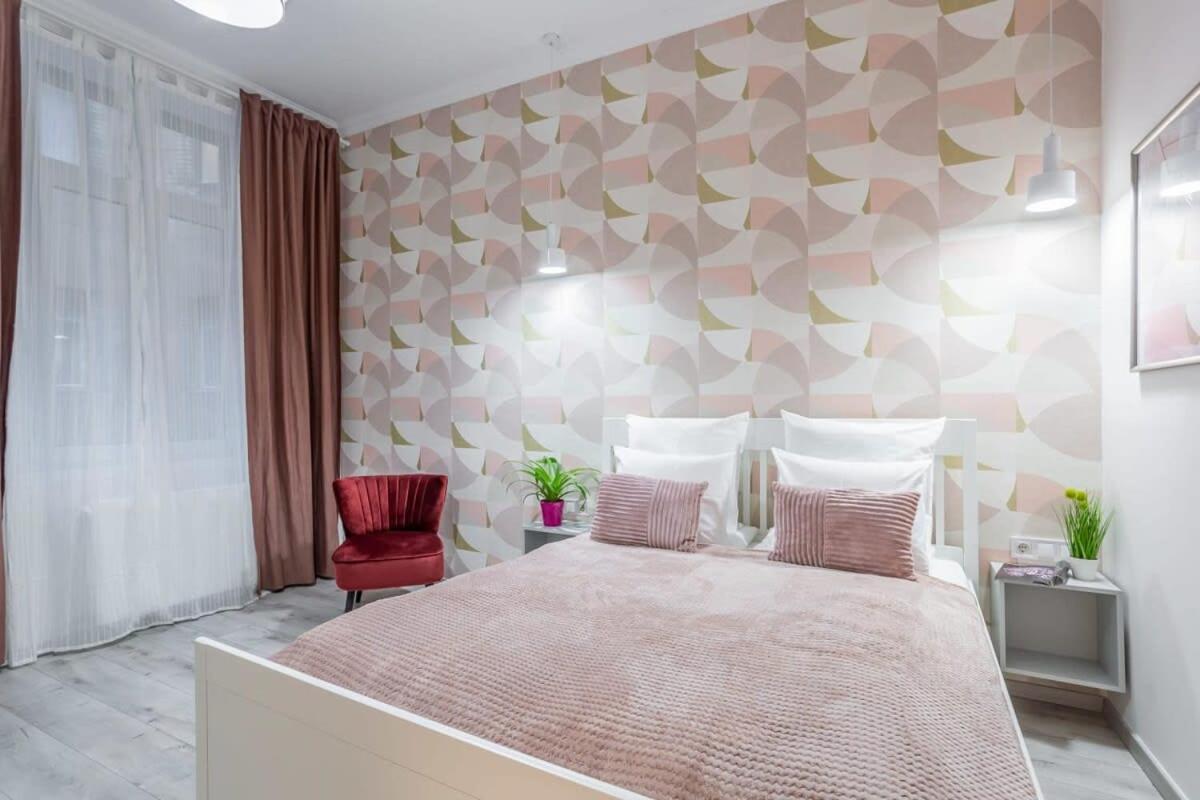 Gorgeous & Super Central Studio Budapest Exteriör bild